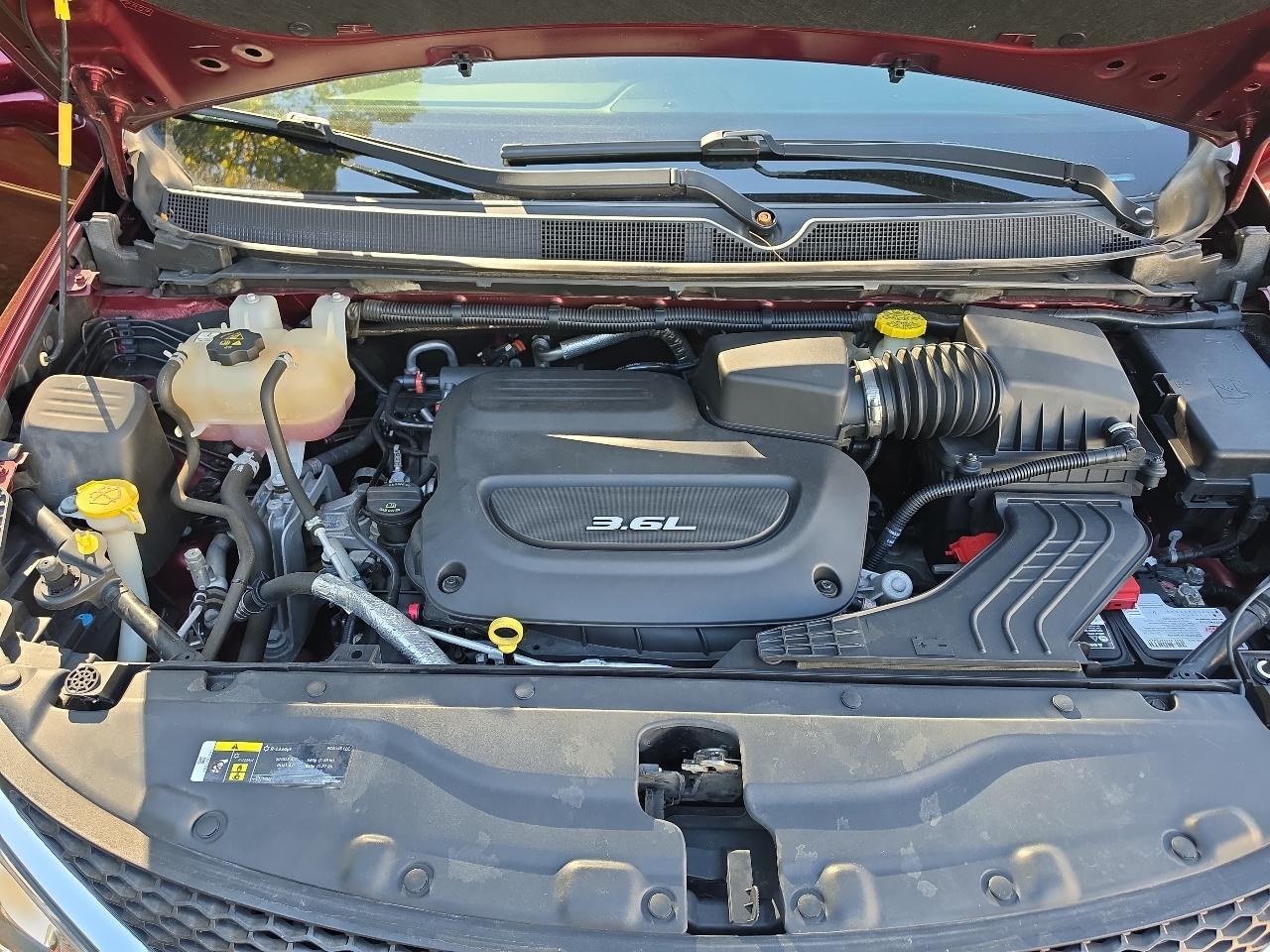 Chrysler Pacifica Touring L FWD 2018