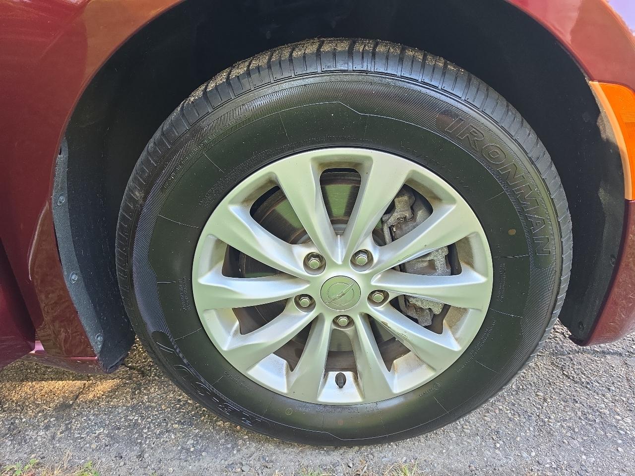 Chrysler Pacifica Touring L FWD 2018
