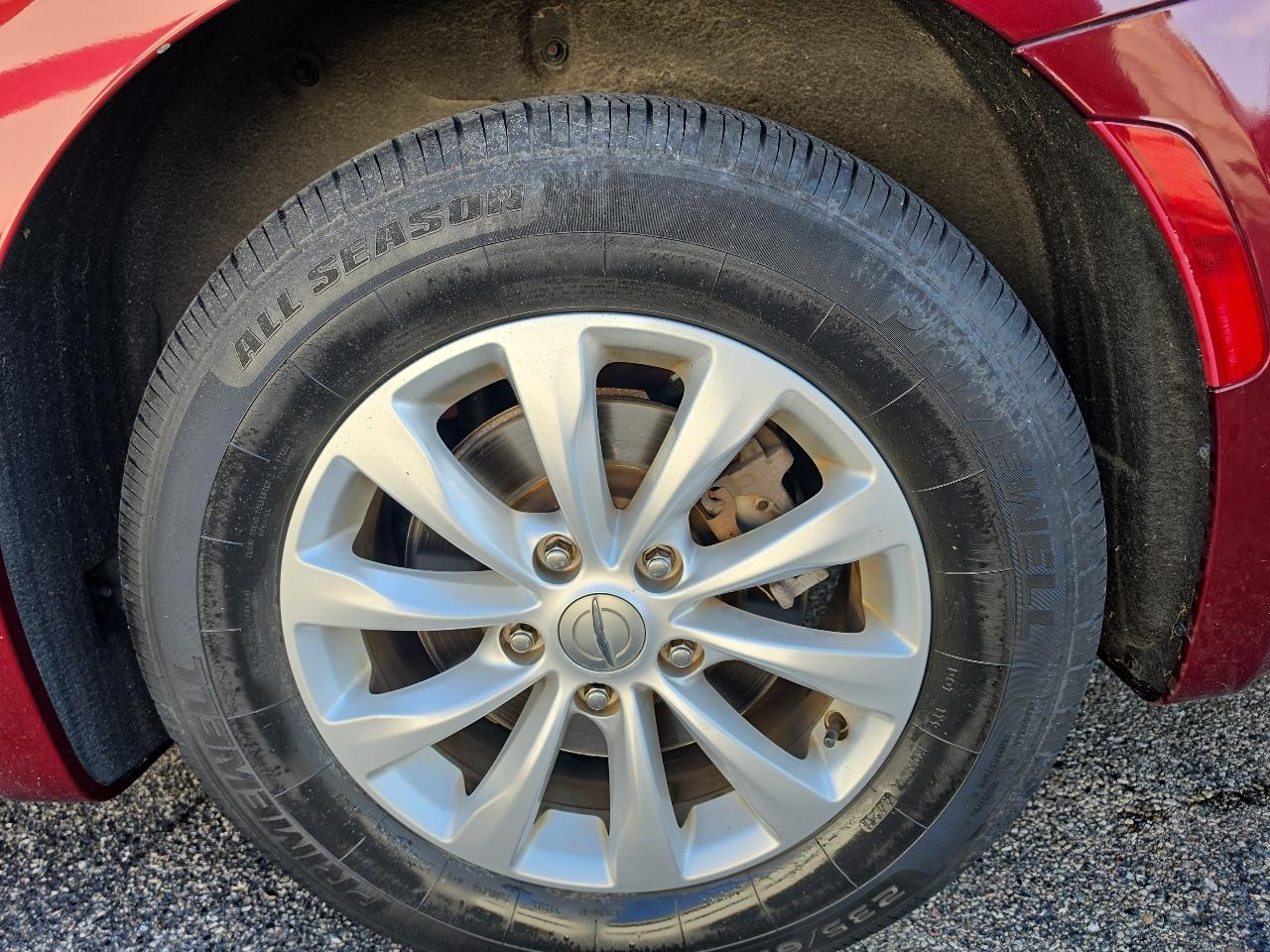 Chrysler Pacifica Touring L FWD 2018