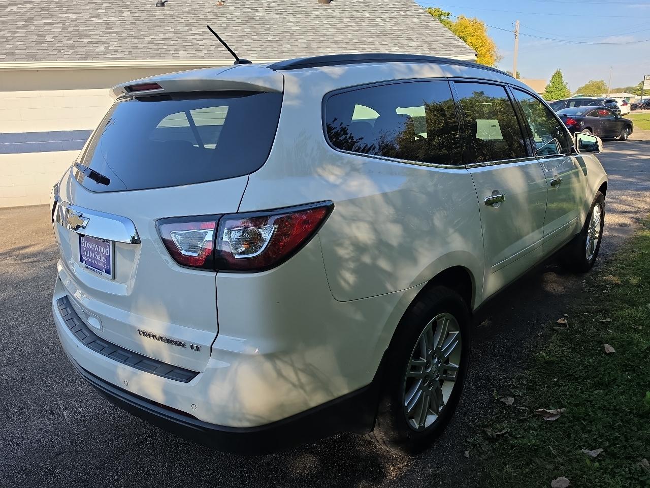 Chevrolet Traverse AWD 4dr LT w/1LT 2015