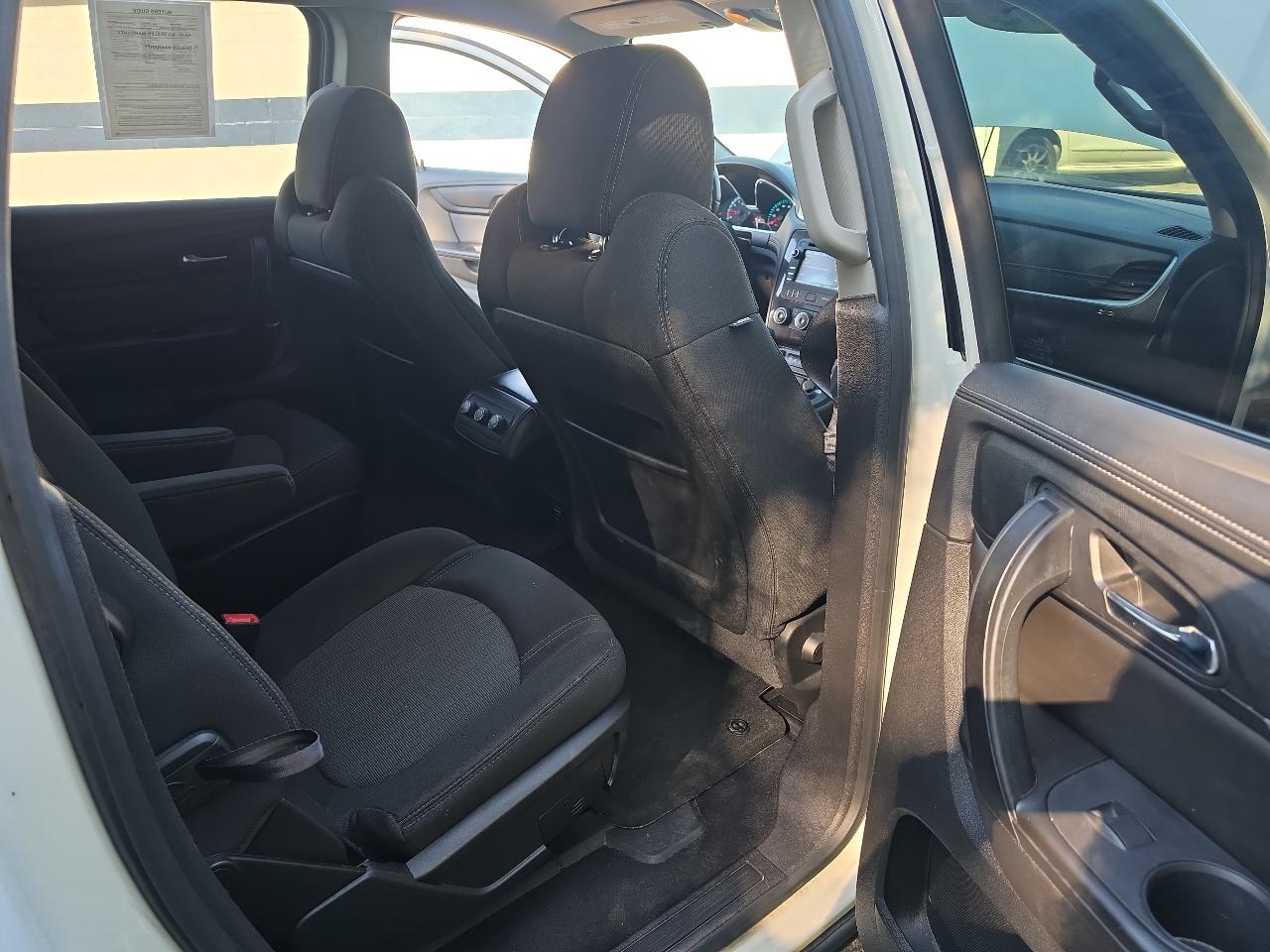 Chevrolet Traverse AWD 4dr LT w/1LT 2015