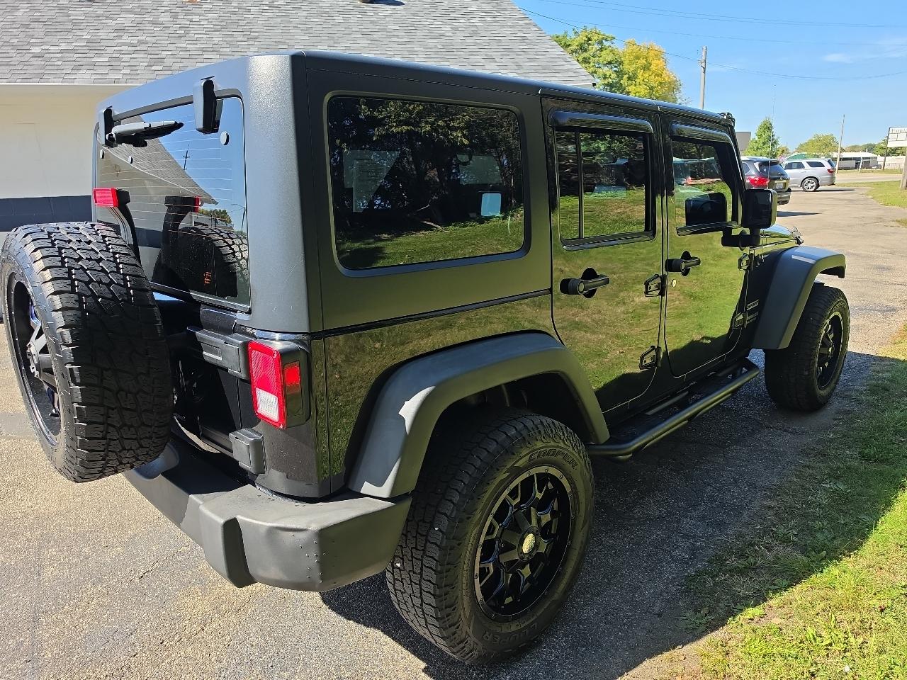 Jeep Wrangler Unlimited 4WD 4dr Sport 2014