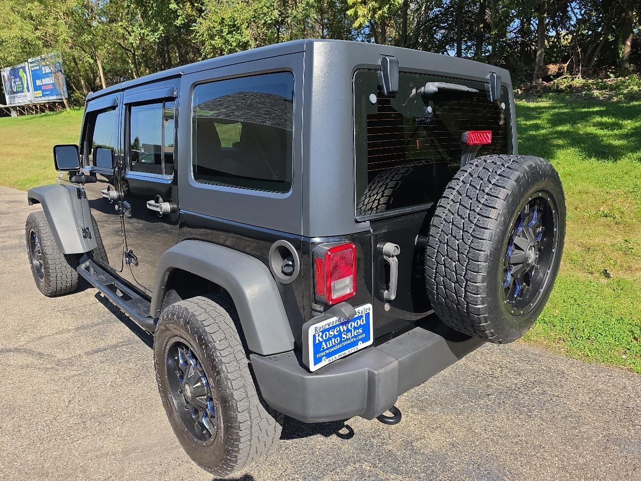 Jeep Wrangler Unlimited 4WD 4dr Sport 2014