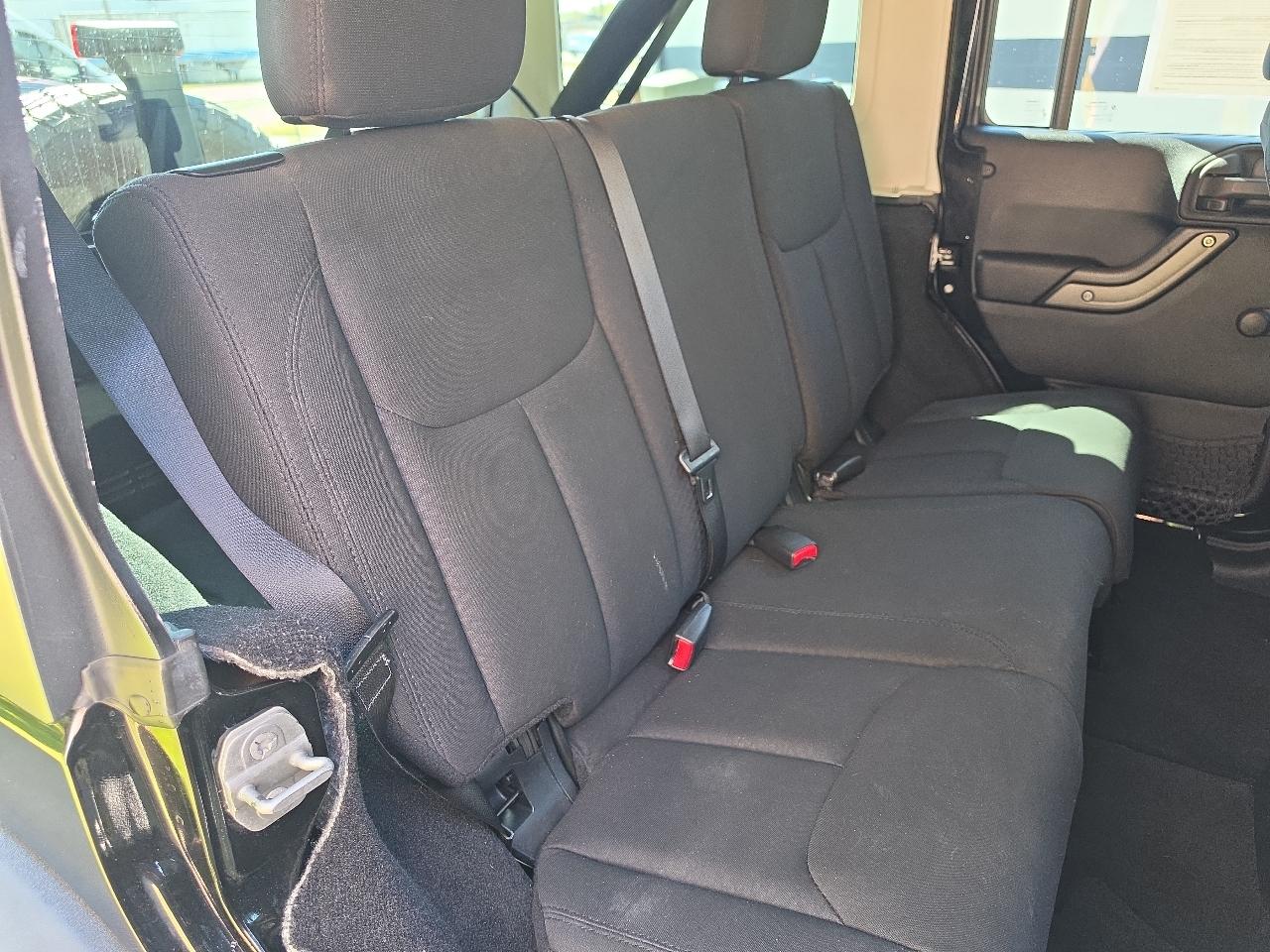 Jeep Wrangler Unlimited 4WD 4dr Sport 2014