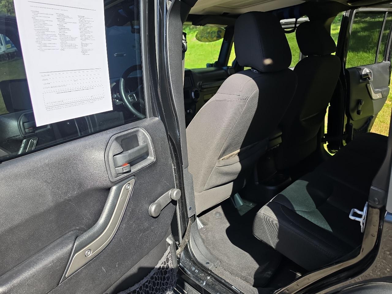 Jeep Wrangler Unlimited 4WD 4dr Sport 2014