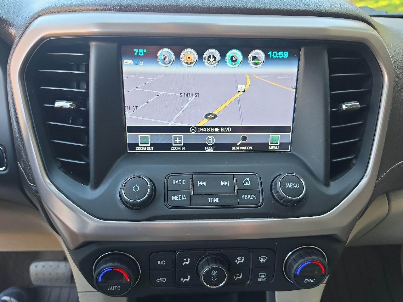 GMC Acadia FWD 4dr Denali 2017