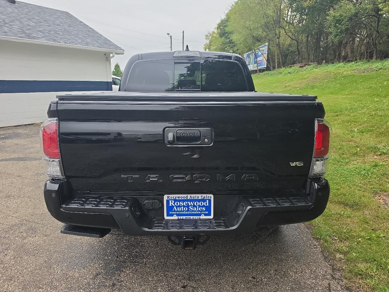Toyota Tacoma 4WD SR Double Cab 5' Bed V6 AT (Natl) 2023
