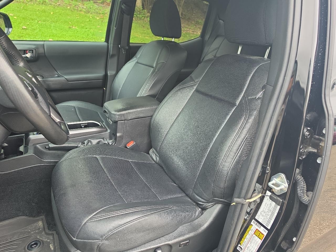 Toyota Tacoma 4WD SR Double Cab 5' Bed V6 AT (Natl) 2023