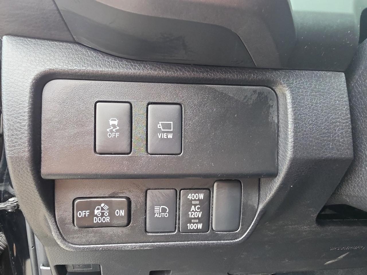 Toyota Tacoma 4WD SR Double Cab 5' Bed V6 AT (Natl) 2023