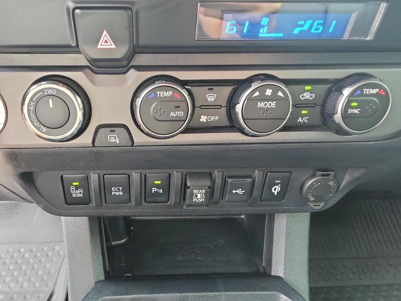 Toyota Tacoma 4WD SR Double Cab 5' Bed V6 AT (Natl) 2023
