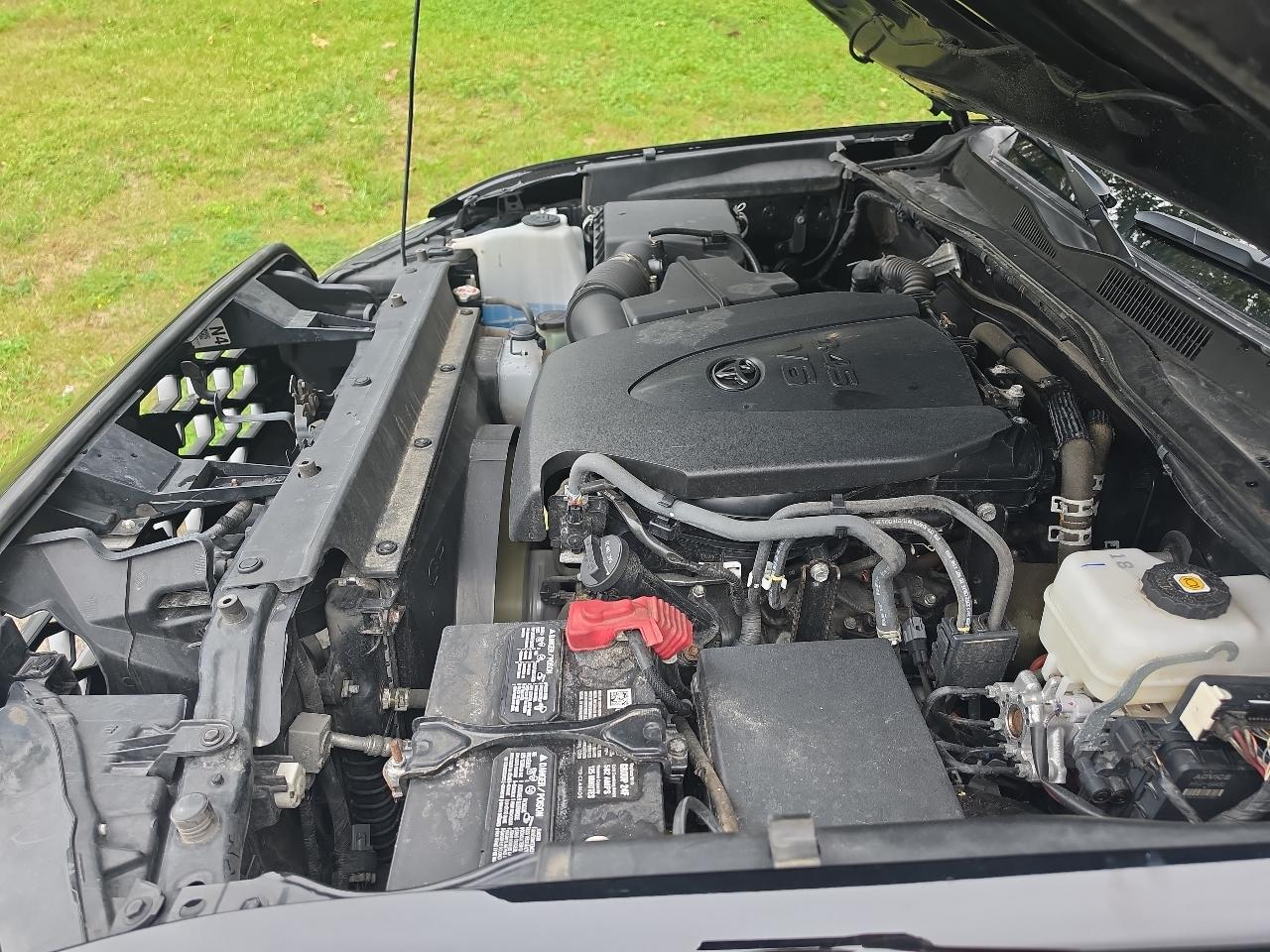 Toyota Tacoma 4WD SR Double Cab 5' Bed V6 AT (Natl) 2023