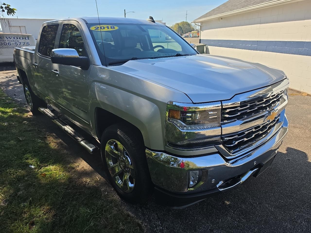 Chevrolet Silverado 1500 4WD Crew Cab 143.5" LTZ w/1LZ 2018