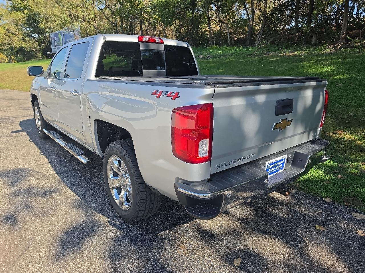Chevrolet Silverado 1500 4WD Crew Cab 143.5" LTZ w/1LZ 2018