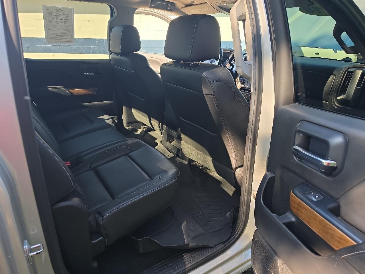 Chevrolet Silverado 1500 4WD Crew Cab 143.5" LTZ w/1LZ 2018