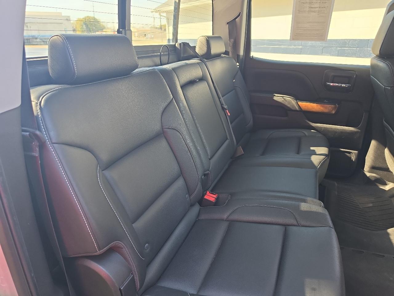 Chevrolet Silverado 1500 4WD Crew Cab 143.5" LTZ w/1LZ 2018