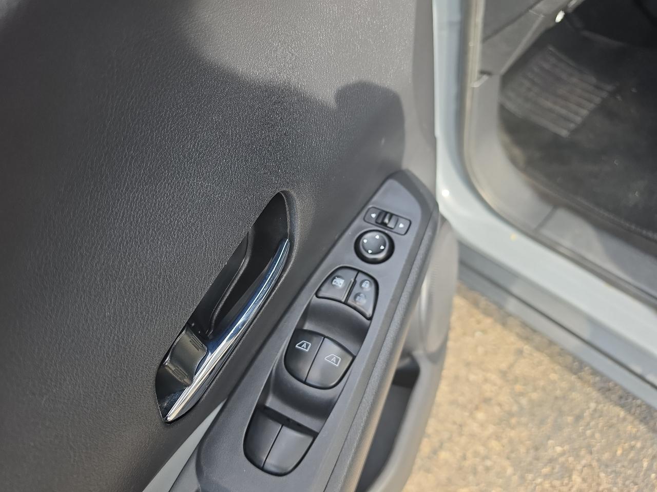 Nissan Kicks SR FWD 2021