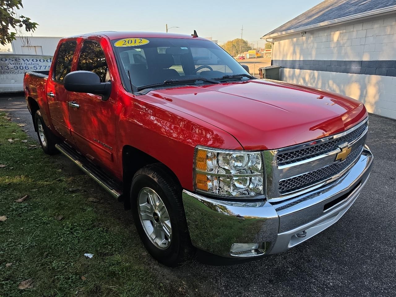 Chevrolet Silverado 1500 4WD Crew Cab 143.5" LT 2012