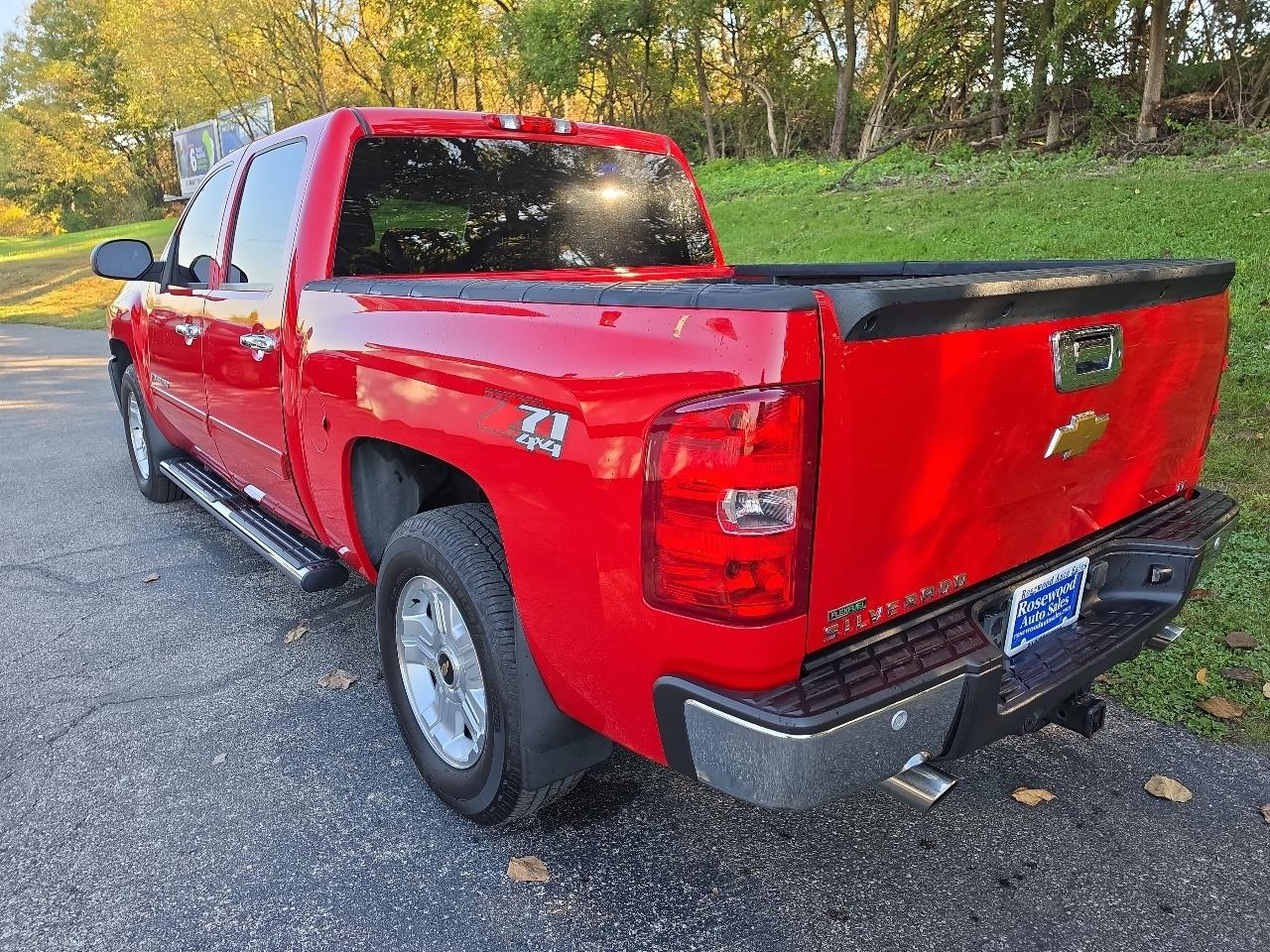 Chevrolet Silverado 1500 4WD Crew Cab 143.5" LT 2012