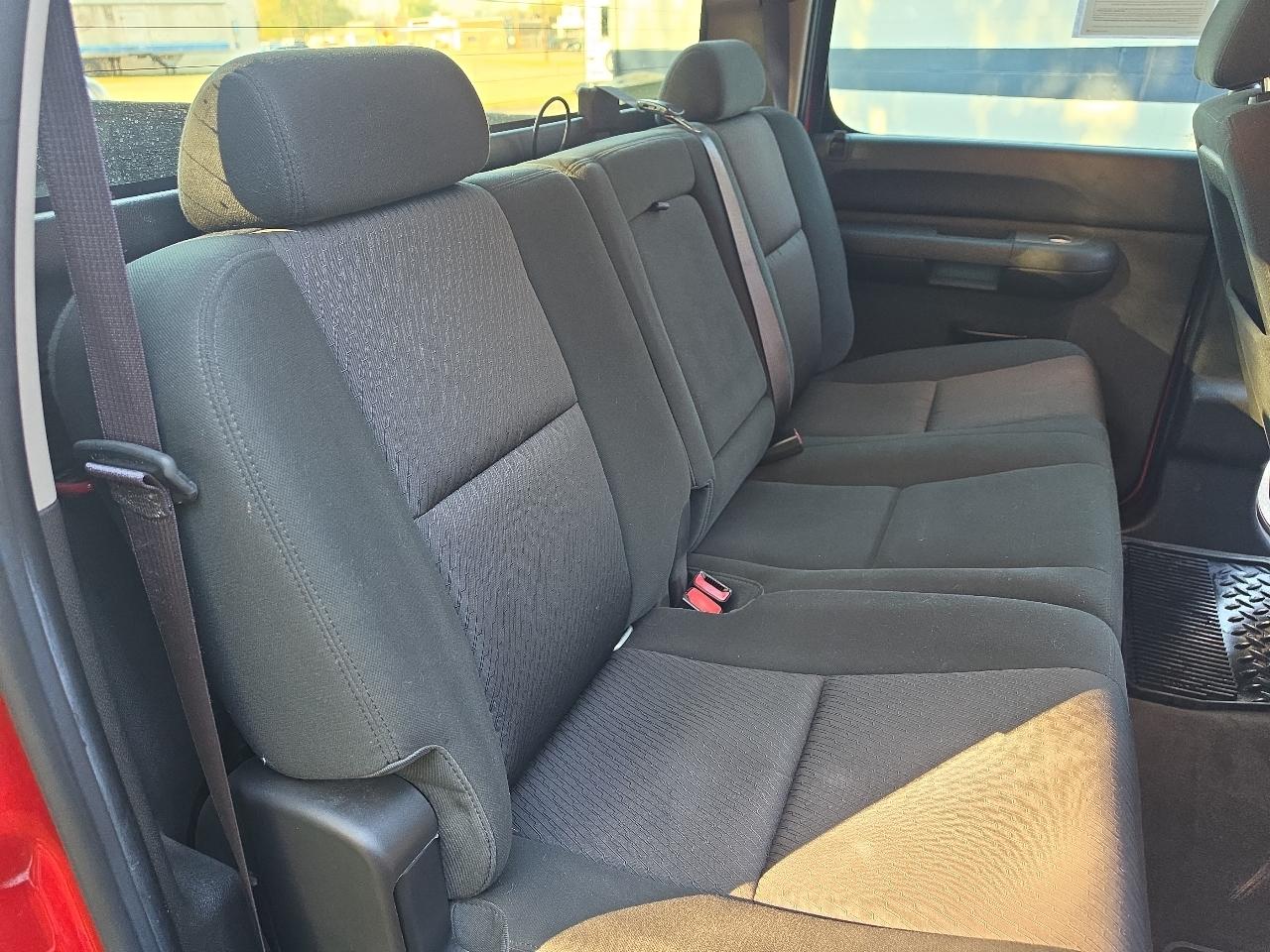 Chevrolet Silverado 1500 4WD Crew Cab 143.5" LT 2012