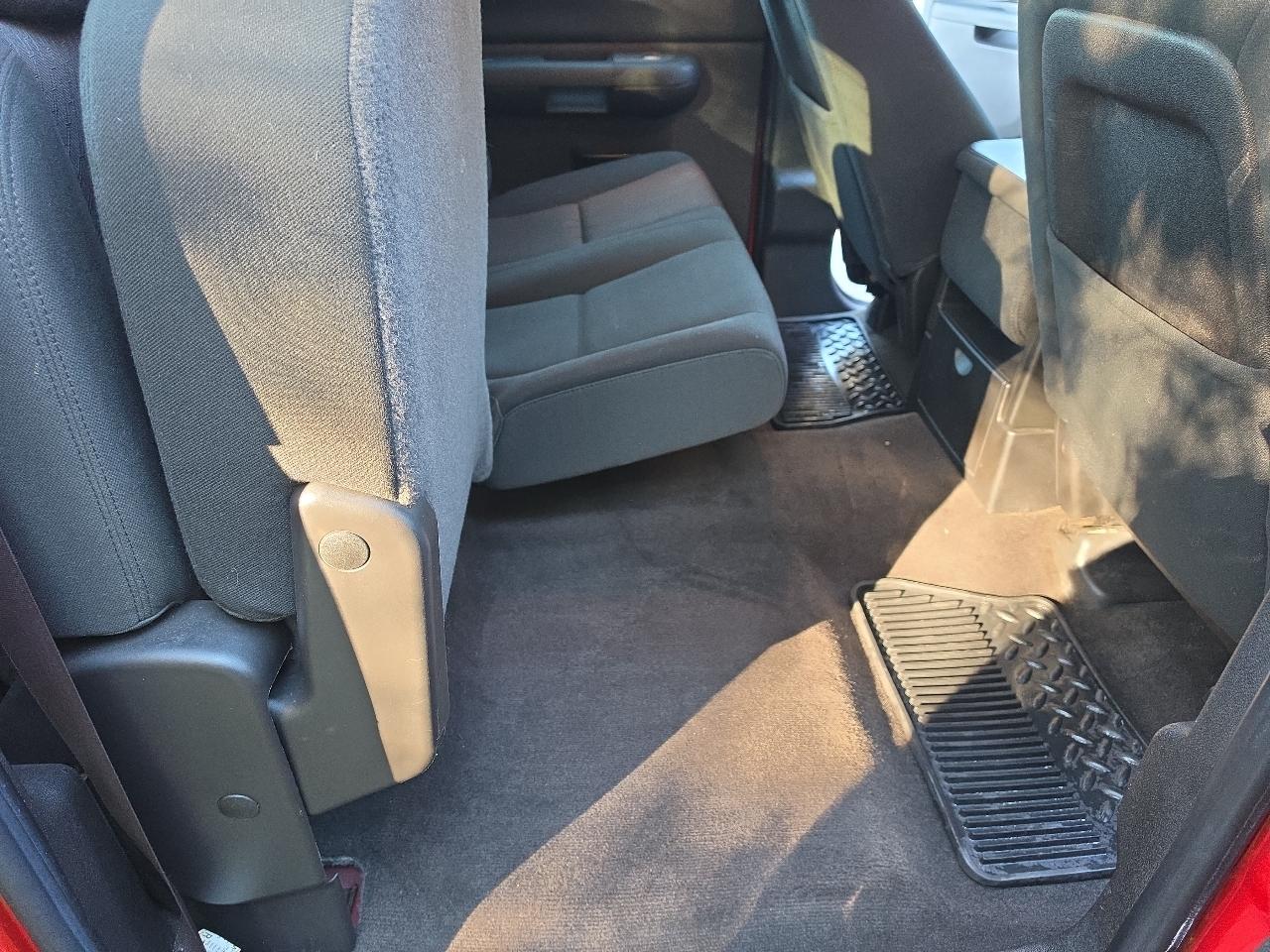 Chevrolet Silverado 1500 4WD Crew Cab 143.5" LT 2012