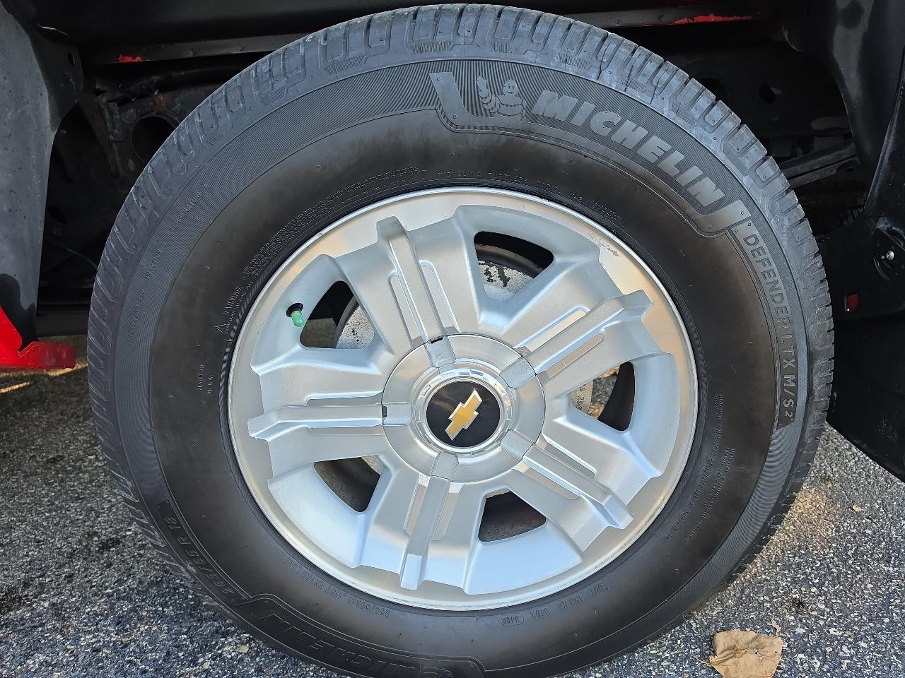 Chevrolet Silverado 1500 4WD Crew Cab 143.5" LT 2012