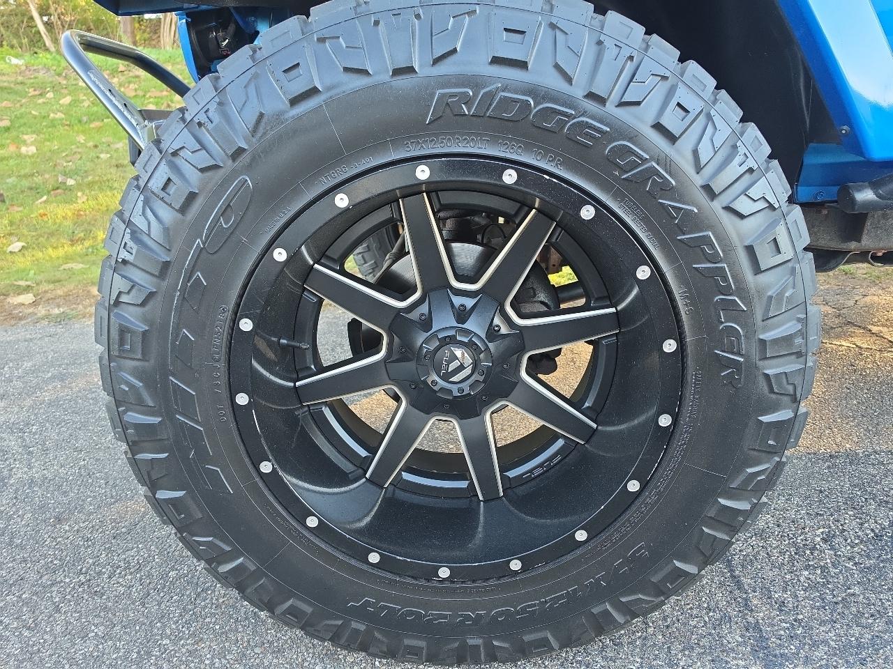 Jeep Wrangler Unlimited 4WD 4dr Sahara 2015