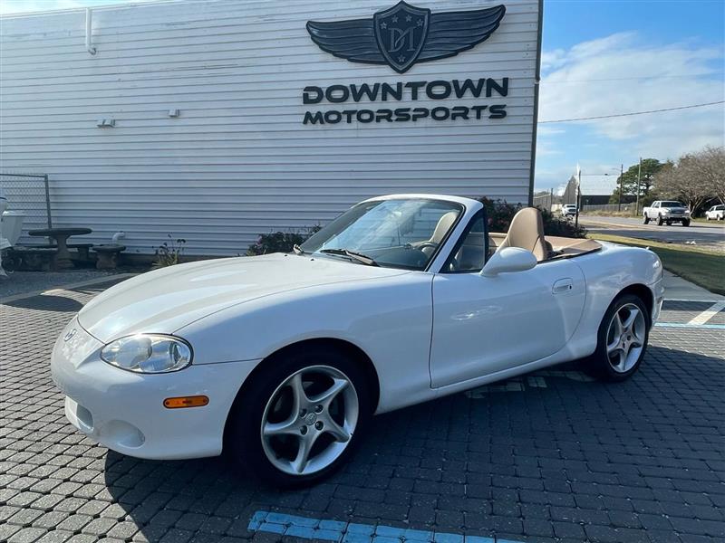 2002 Mazda MX-5 Miata Convertible 2D
