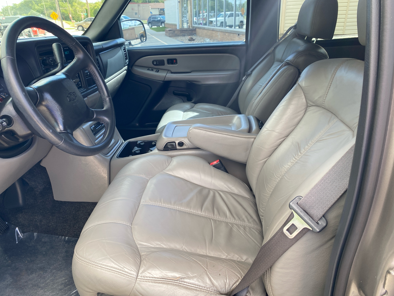 Chevrolet Suburban 1500 4WD 2002 Chevrolet Suburban 1500 4WD 2002