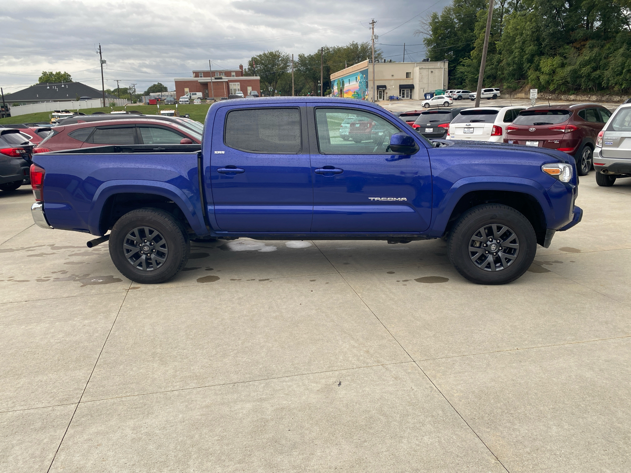 2023 Toyota Tacoma SR5 photo 4