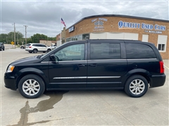 2013 Chrysler Town & Country 