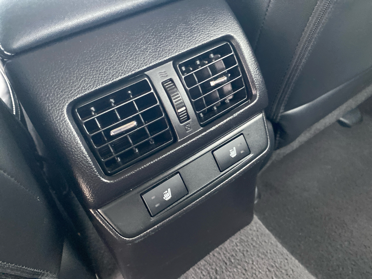 Subaru Legacy 3.6R Limited 2015 Subaru Legacy 3.6R Limited 2015