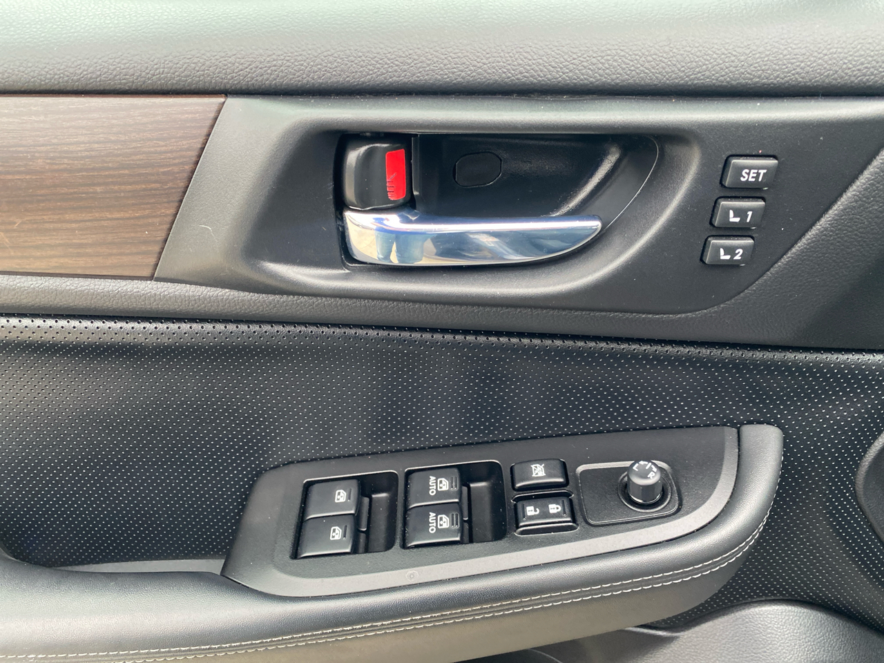 Subaru Legacy 3.6R Limited 2015 Subaru Legacy 3.6R Limited 2015