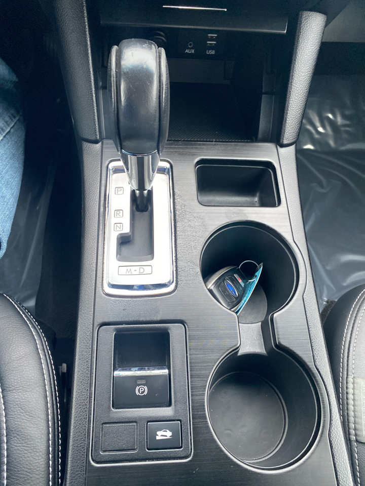 Subaru Legacy 3.6R Limited 2015 Subaru Legacy 3.6R Limited 2015