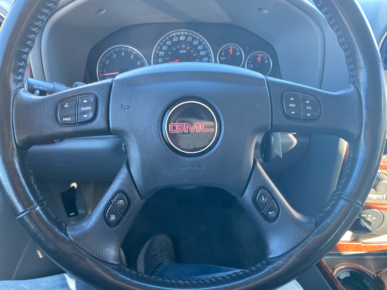 GMC Envoy SLE 4WD 2006 GMC Envoy SLE 4WD 2006