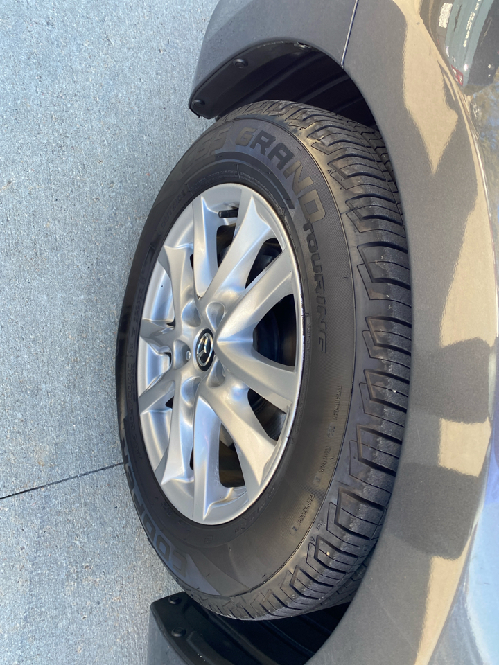 Mazda MAZDA3 I Grand Touring AT 4-Door 2014 Mazda MAZDA3 I Grand Touring AT 4-Door 2014