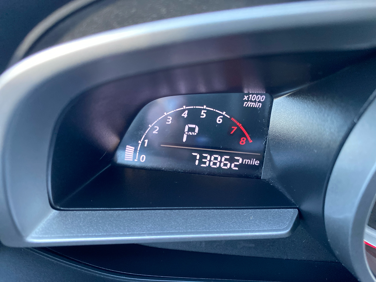 Mazda MAZDA3 I Grand Touring AT 4-Door 2014 Mazda MAZDA3 I Grand Touring AT 4-Door 2014