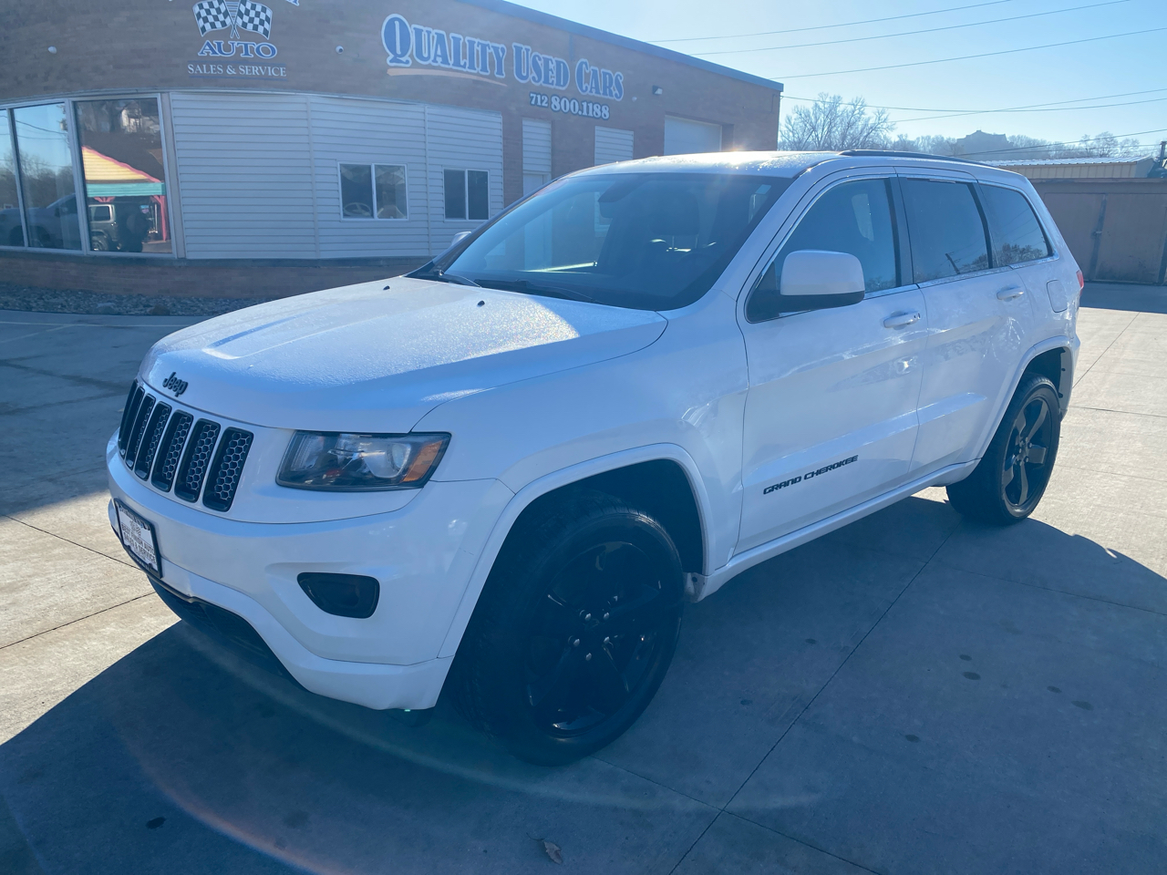 Jeep Grand Cherokee Laredo 4WD 2015
