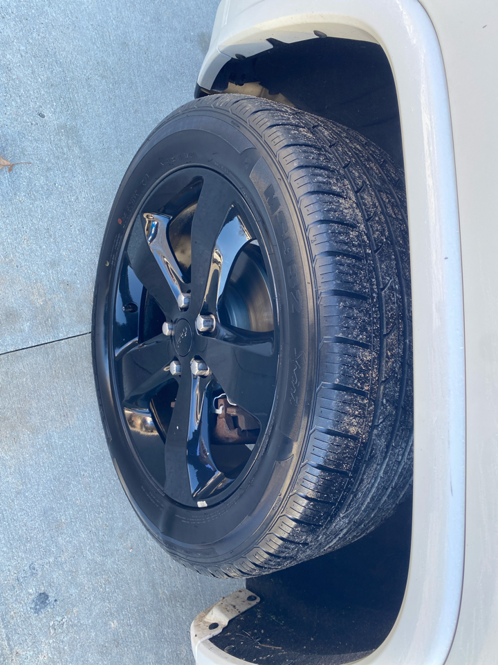 Jeep Grand Cherokee Laredo 4WD 2015