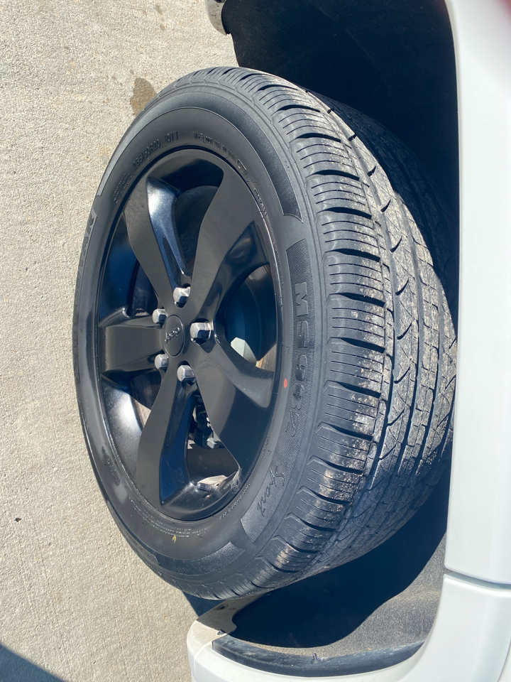 Jeep Grand Cherokee Laredo 4WD 2015