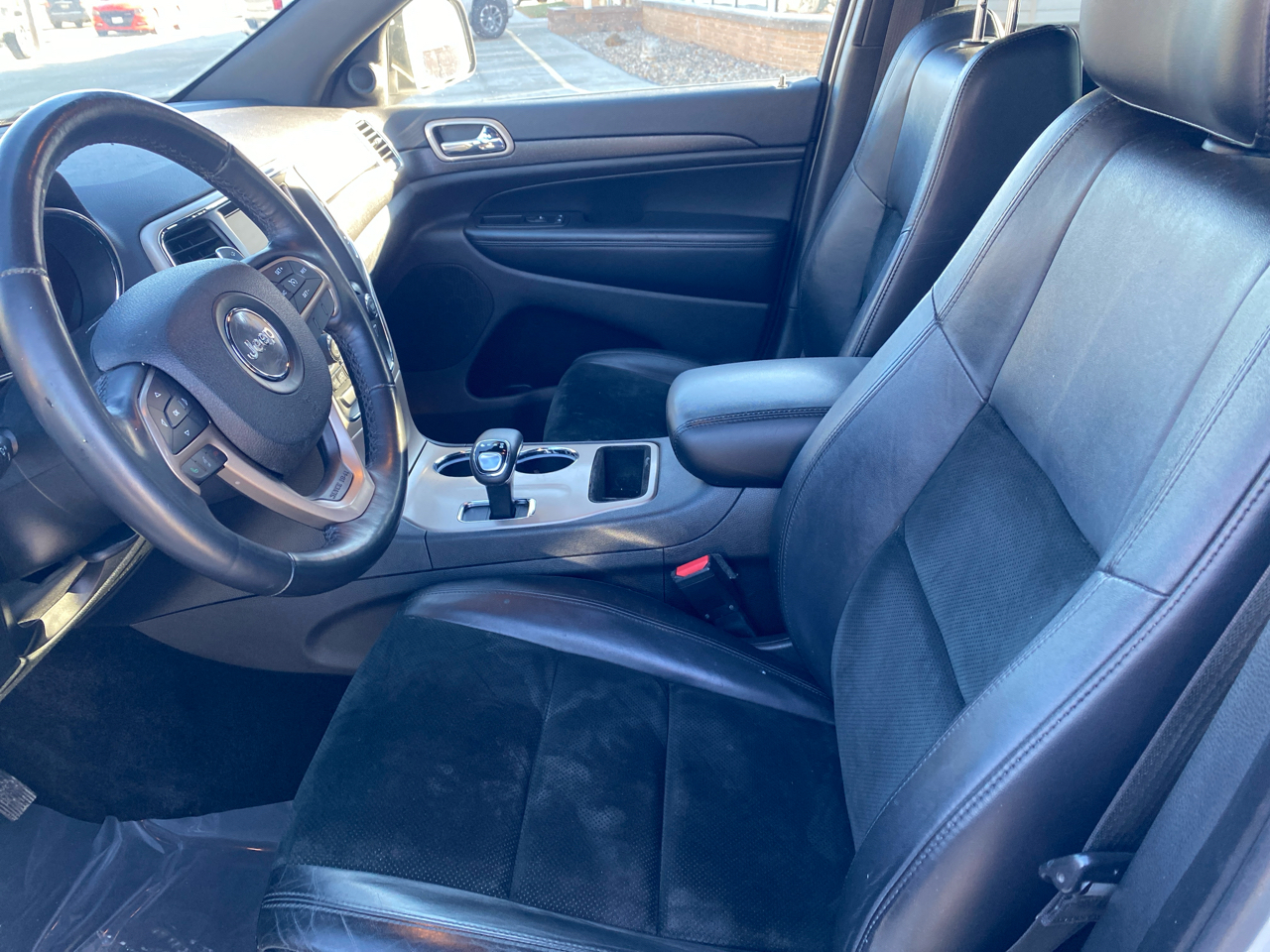 Jeep Grand Cherokee Laredo 4WD 2015