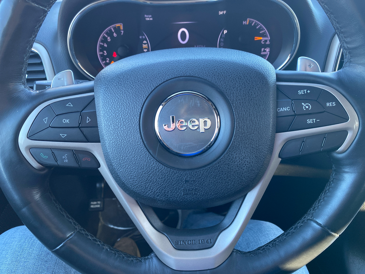 Jeep Grand Cherokee Laredo 4WD 2015