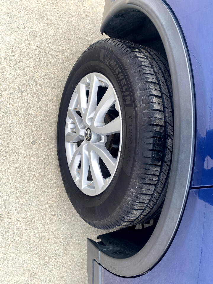 Nissan Rogue S AWD 2020