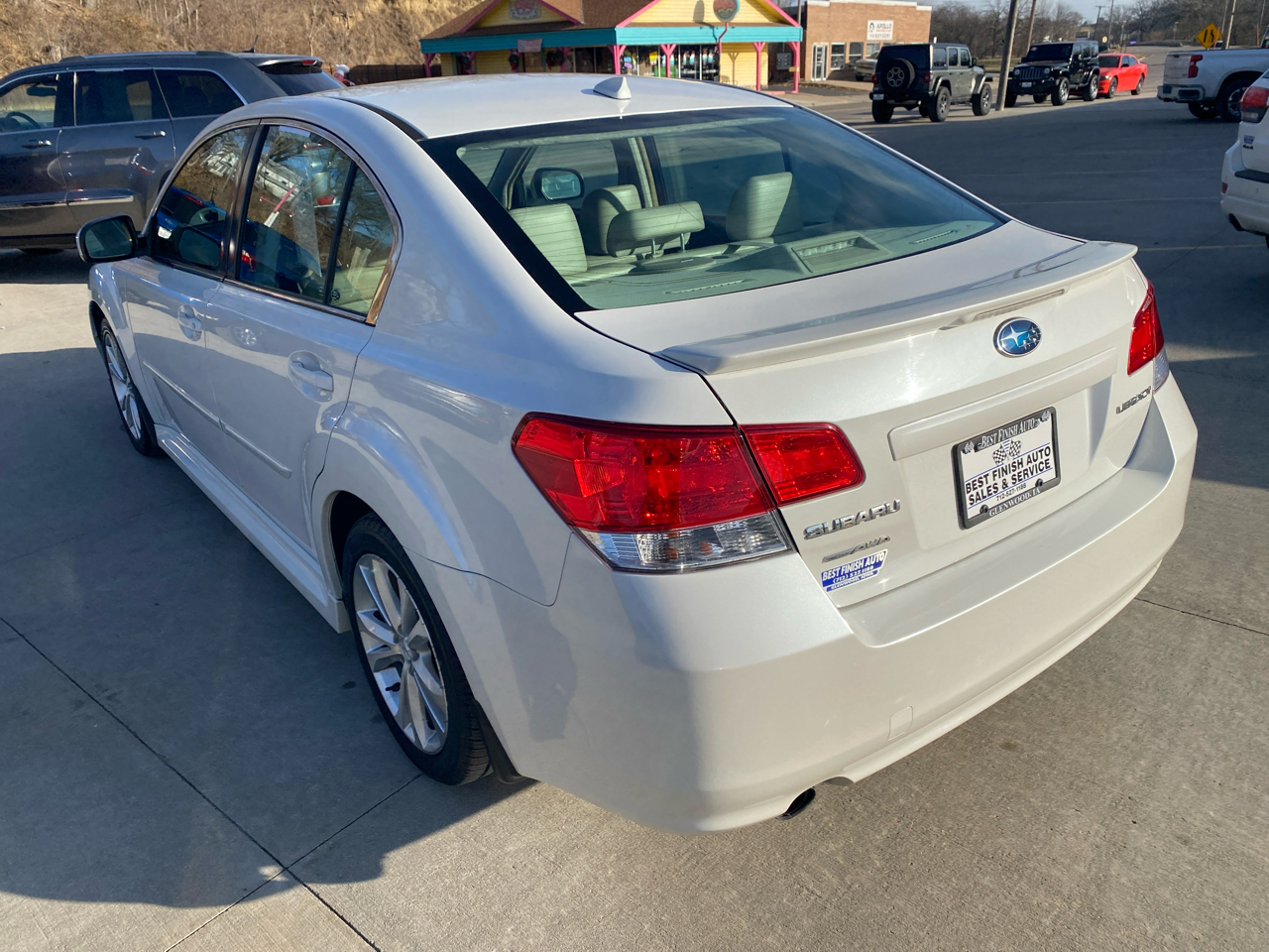 Subaru Legacy 2.5i Limited 2013