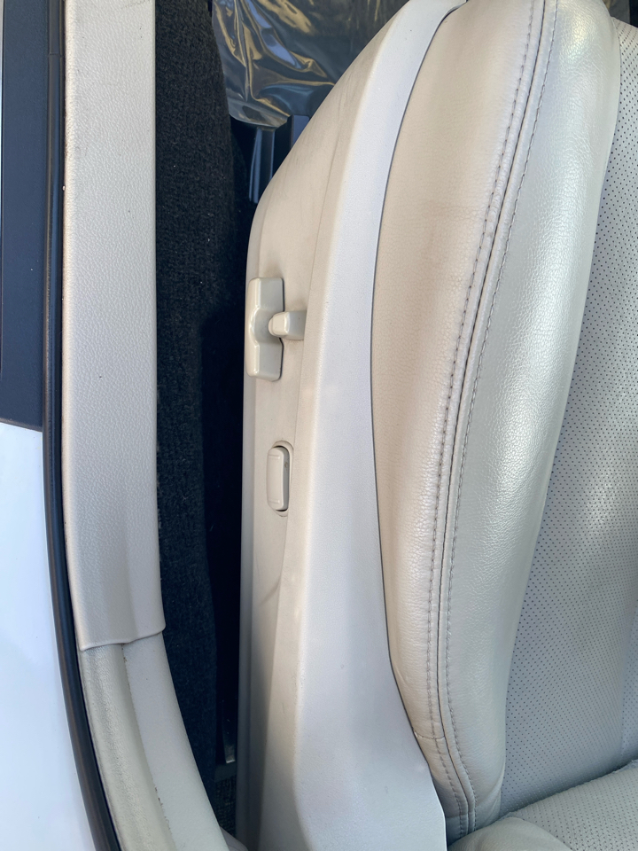 Subaru Legacy 2.5i Limited 2013