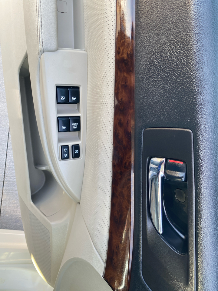 Subaru Legacy 2.5i Limited 2013