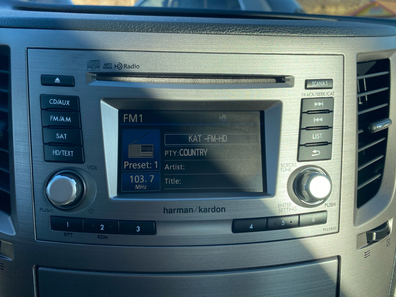 Subaru Legacy 2.5i Limited 2013