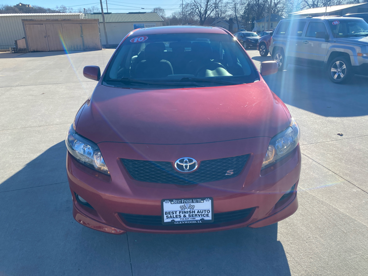 Toyota Corolla Base 5-Speed MT 2010