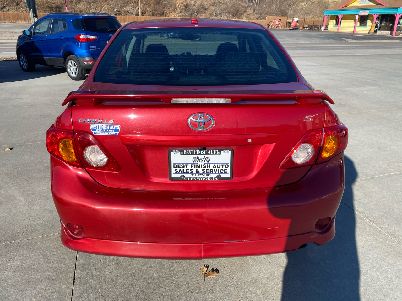 Toyota Corolla Base 5-Speed MT 2010