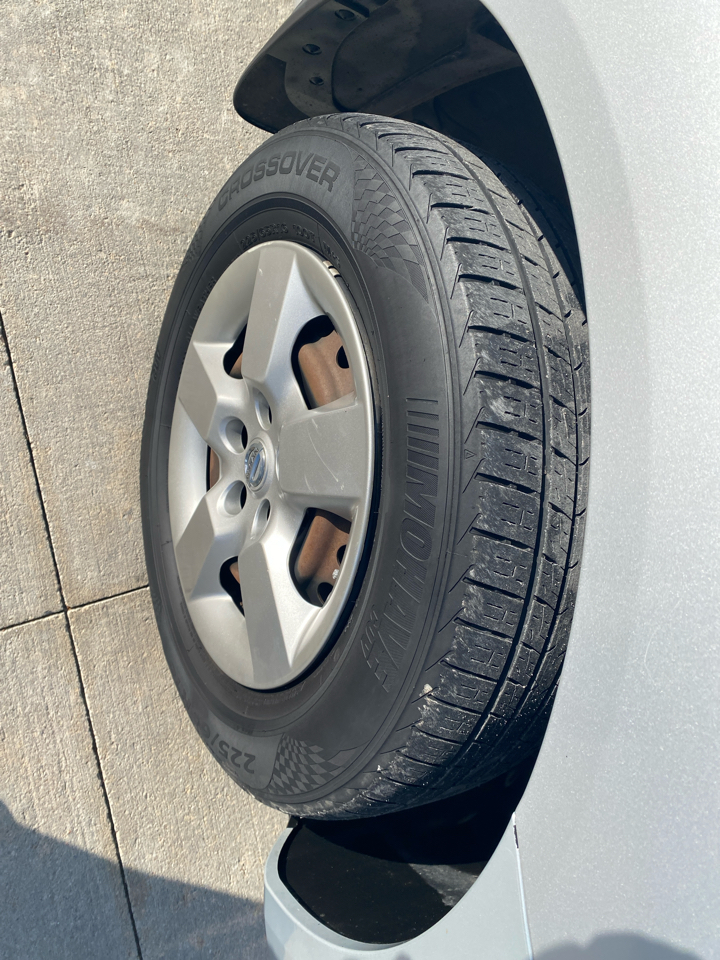 Nissan Rogue S AWD 2011