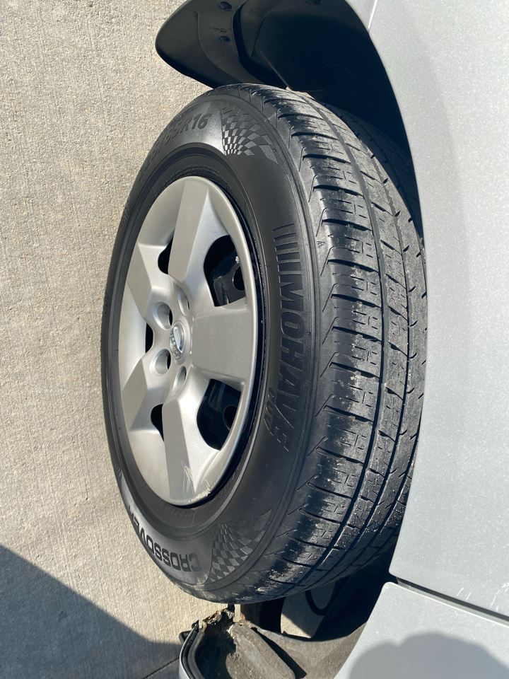 Nissan Rogue S AWD 2011